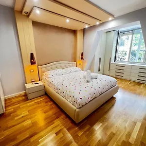 Appartamento Center, Tirana