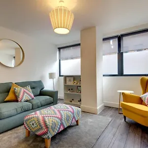 stylish-sheffield-city-spot.yorkshirehotels.net/