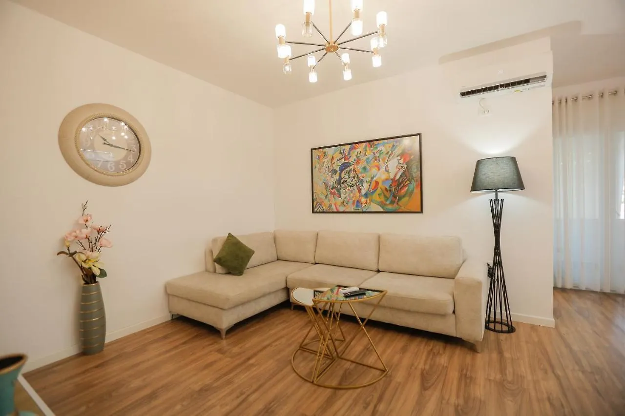 Miku Apartment-Sophisticated 2Bd Apartment At Taiwan Tirana 0*,  Albania