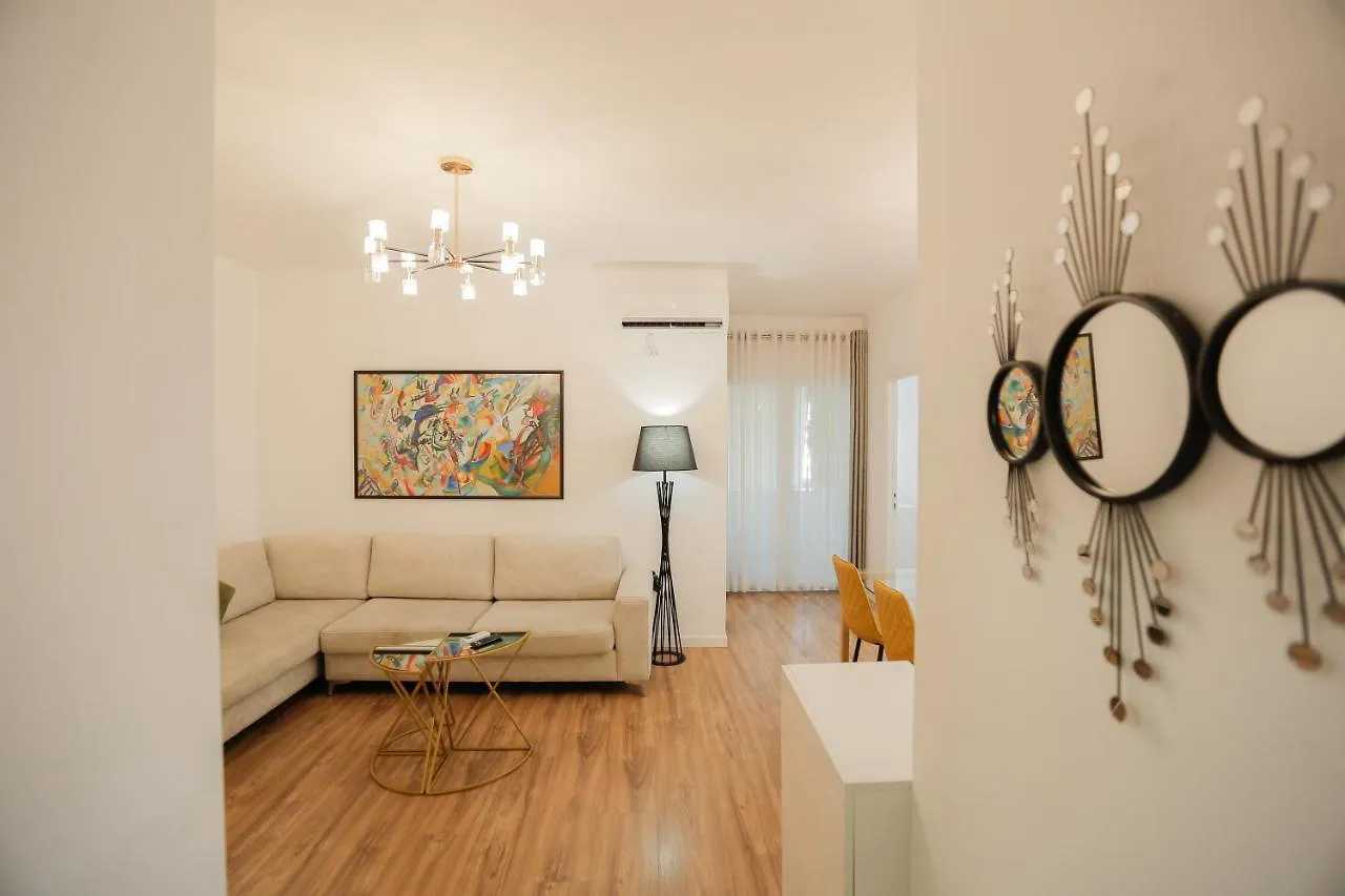 Miku Apartment-Sophisticated 2Bd Apartment At Taiwan Tirana Albania
