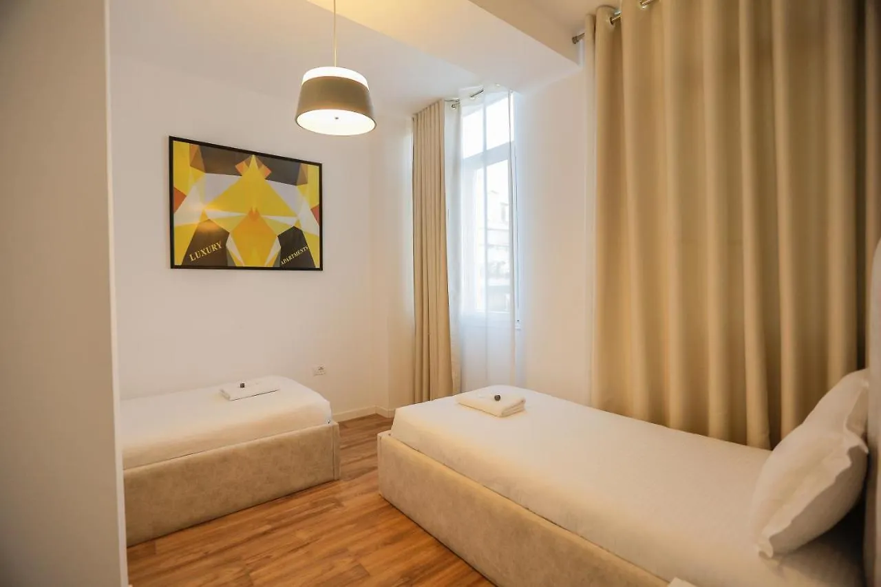 Miku Apartment-Sophisticated 2Bd Apartment At Taiwan Tirana